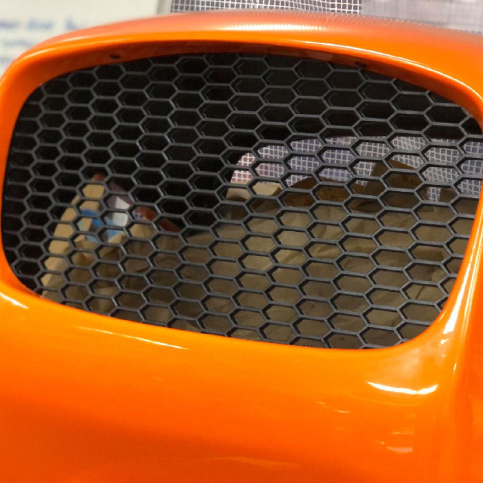 Honeycomb Nose Cone Grille 60 x 40
